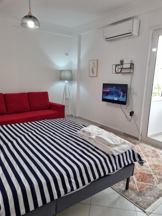 New Modern Studio In Central Tirana Apartment Bagian luar foto