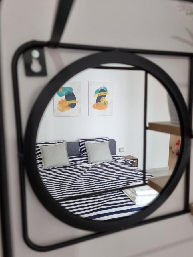 New Modern Studio In Central Tirana Apartment Bagian luar foto