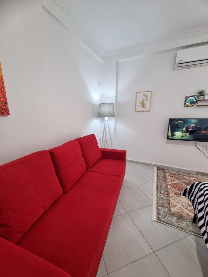 New Modern Studio In Central Tirana Apartment Bagian luar foto